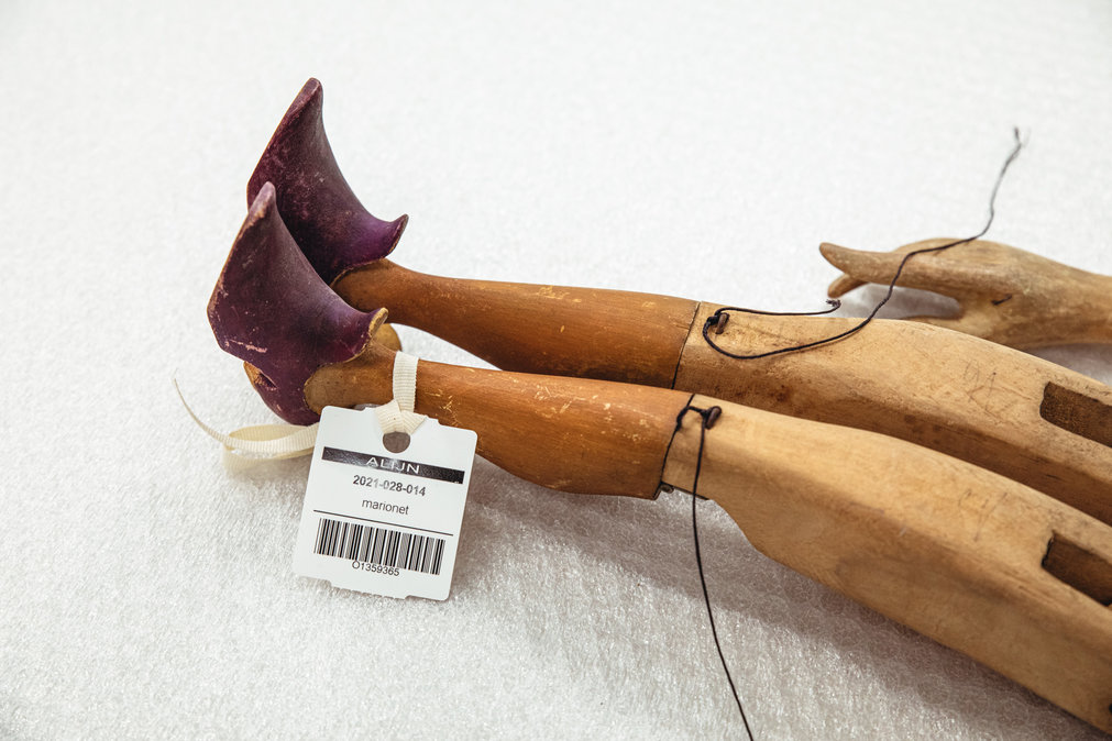 Registratie-poppen-in-depot-foto-Michiel-Devijver