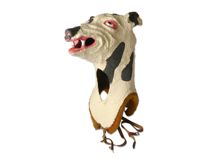 Hondenkop-uit-Kattenstoet-Ieper-Yper-Museum