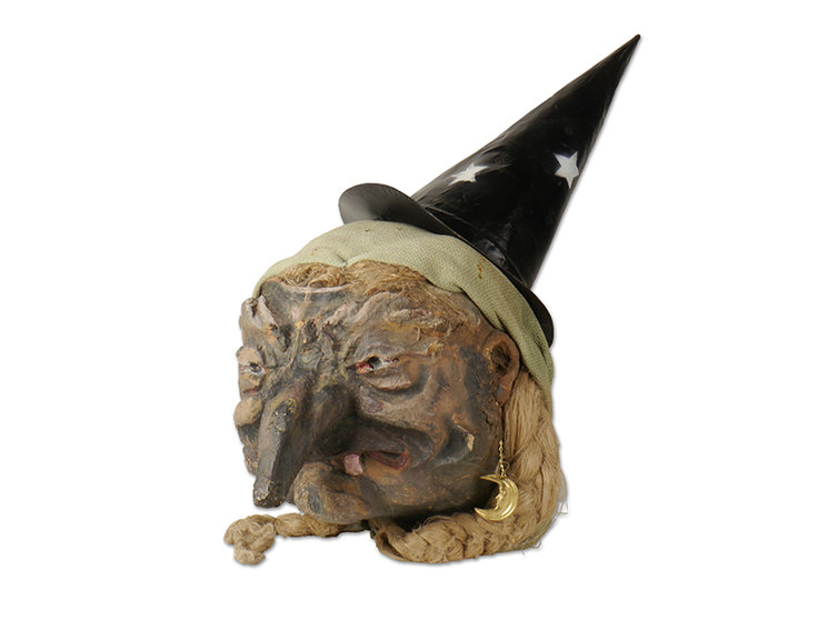 Heksenhoofd-Sefa-Bubbels-uit-Heksenstoet-Beselare-1959-Hans-Van-Bockstael