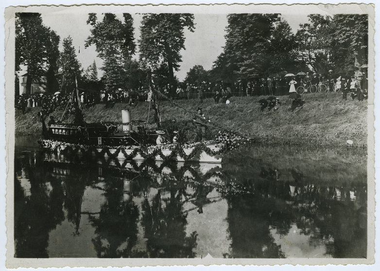 Bloemencorso-op-de-Leie-Gent