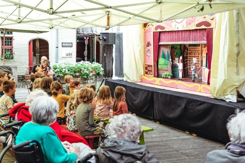 Poppentheater-Pierke-van-Alijn-Michiel-Devijver