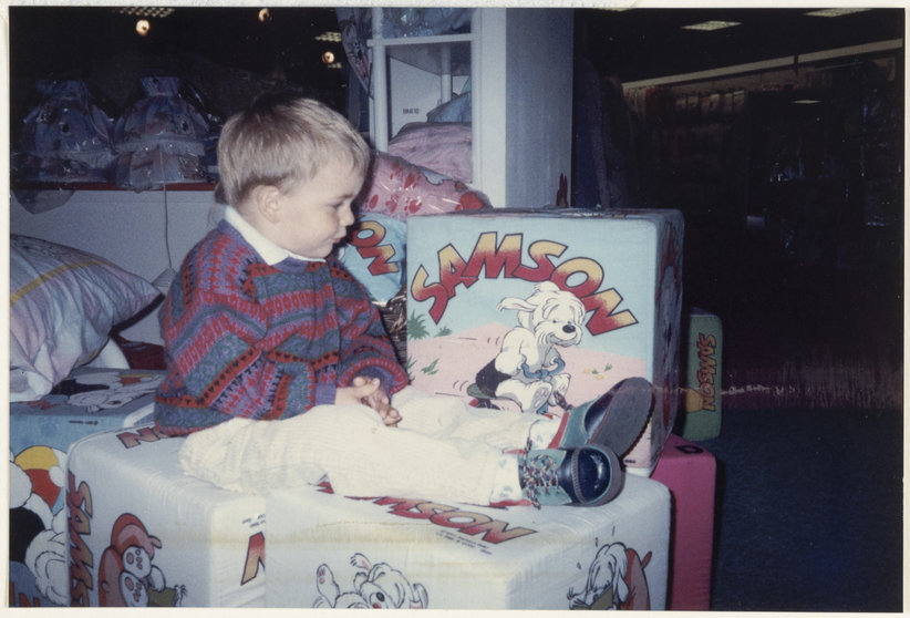 Kind-met-speelgoed-van-Samson-1993