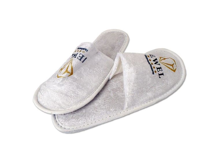 Hotel-slippers-van-Jewel-Hotels-Resorts-in-Jamaica-privecollectie