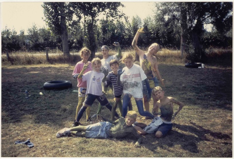 Kinderen-tijdens-een-activiteit-van-de-jeugdbeweging-ca-1998