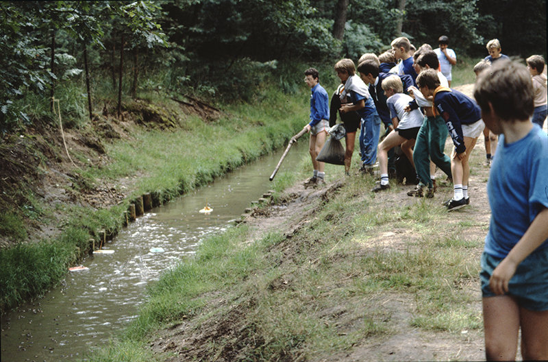 Activiteit-op-kamp-1986