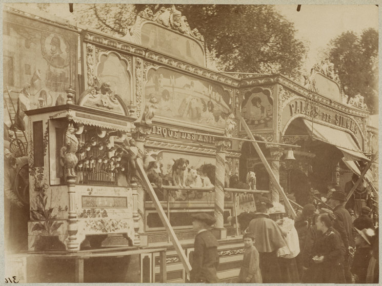 Le-cirque-des-animaux-et-le-palais-des-singes-Parijs-Eugene-Atget-CC0-Musee-Carnavalet-Histoire-de-Paris